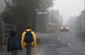 School Closed in Hindi: सर्दी से जूझ रही दिल्ली, स्कूलों के समय में बदलाव और उत्तर प्रदेश में 20 जनवरी तक सभी स्कूल बंद रहेंगे