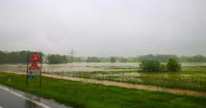 Gujarat Weather Today: Heavy rain alert in Gujarat, these districts may experience heavy downpour today