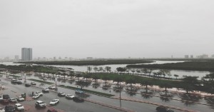 Delhi Weather Today: Rainy weather in Delhi, check today minimum and maximum temperatures