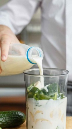 गर्मियों में छाछ पीने के फायदे, जानकर आप हैरान हो जायेंगे