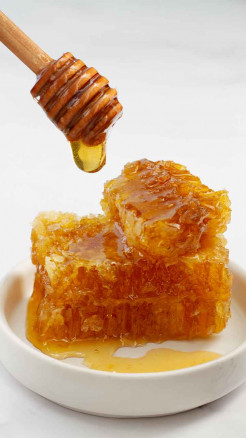 Amazing Benefits of Eating Honey - From Immunity to Energy