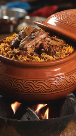 6 Amazing Benefits of Eating Food Cooked in Clay Pots