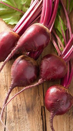 6 Amazing Benefits of Eating Beetroot in Winter