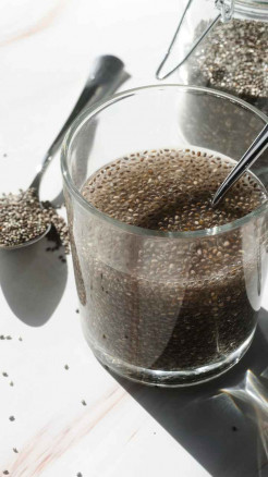 सुबह खाली पेट चिया सीड्स खाने से शरीर में क्या होता है? 6 चौंकाने वाले असर